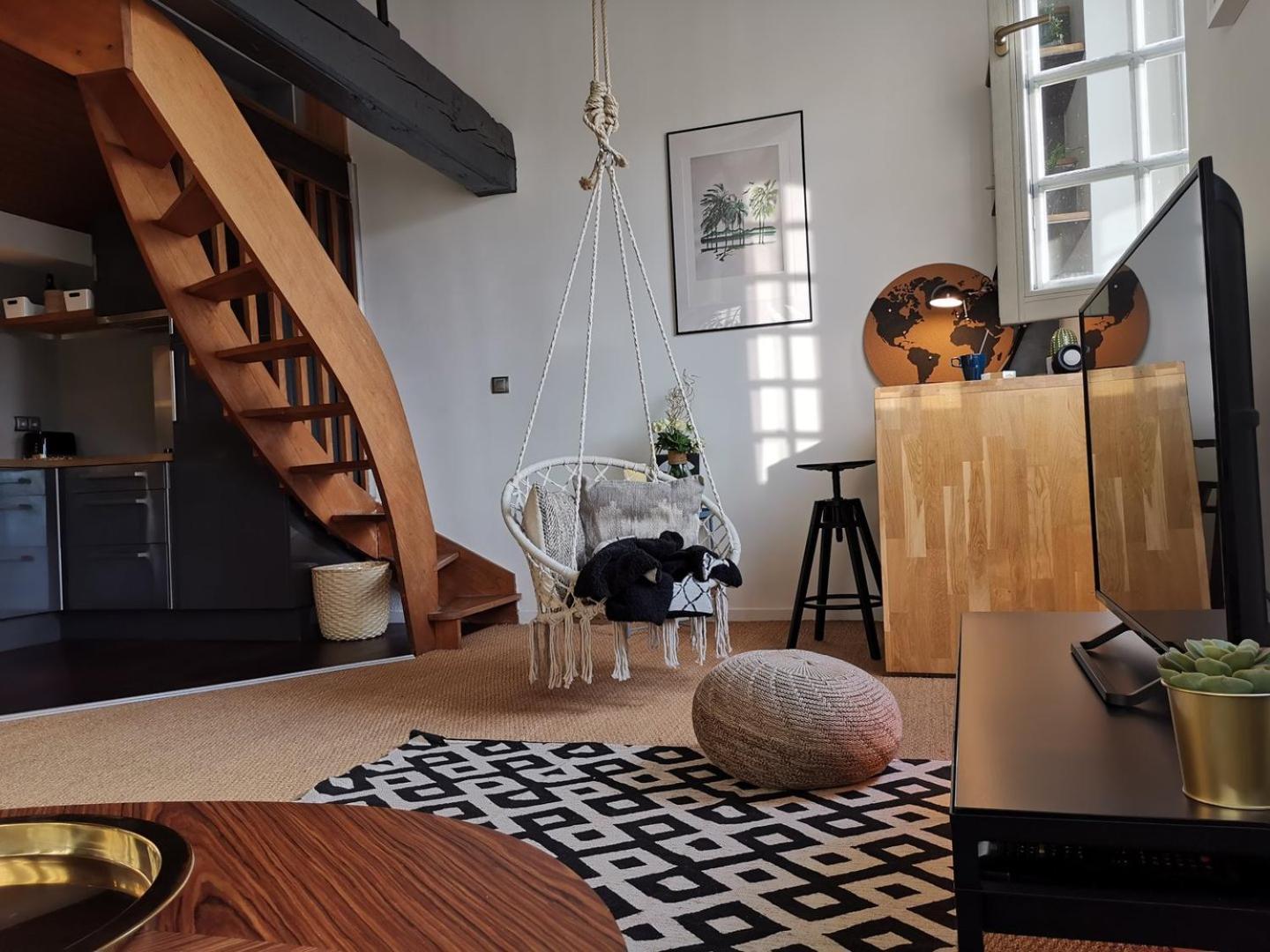Lovely Apartment Dowtown Бордо Екстериор снимка